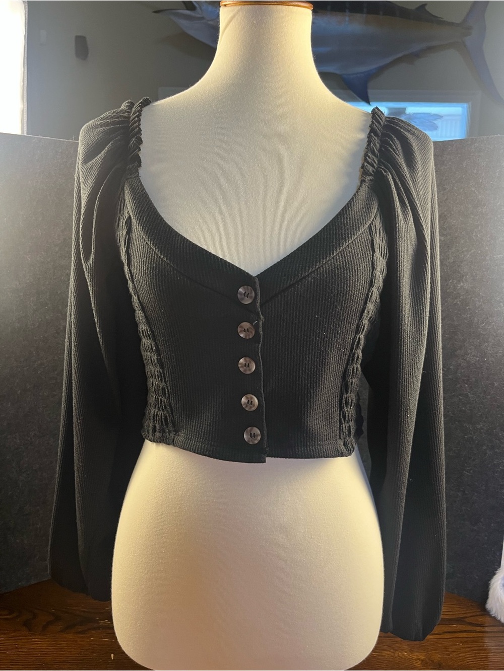 HYFVE Black Ribbed Button-Front Cropped Cardigan